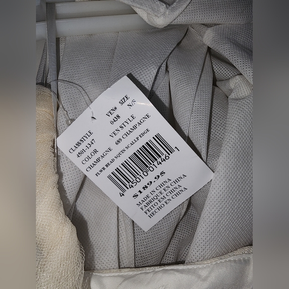 Wedding Dress - NWT Jewel by David's Bridal - Picture 7 of 11